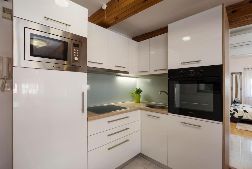 Apartment Arena Akvileja 普拉 外观 照片